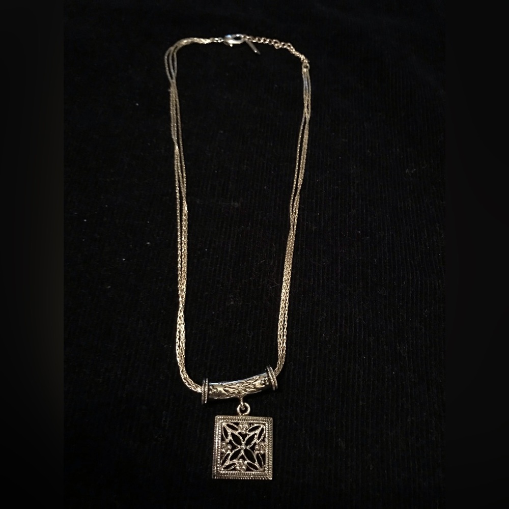 Napier necklace 18 inches